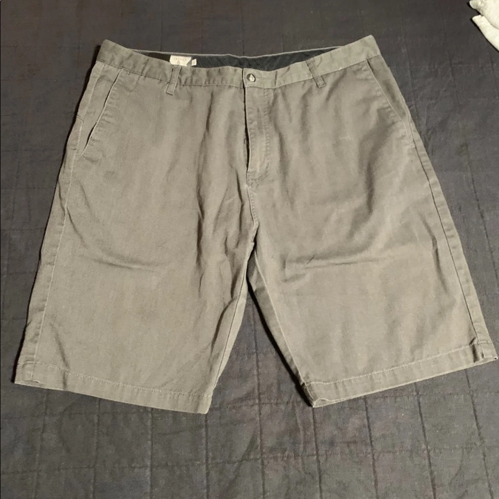 Volcom shorts